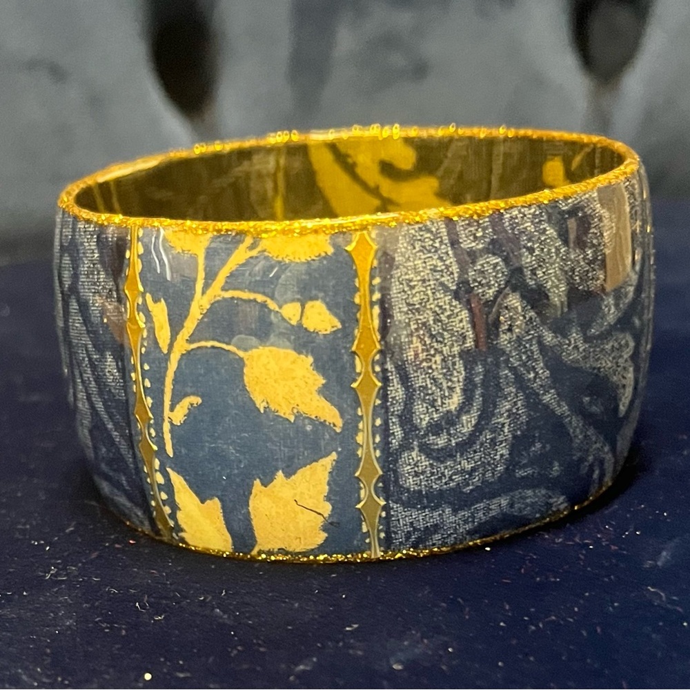 Blue and Gold Floral Resin Bangle